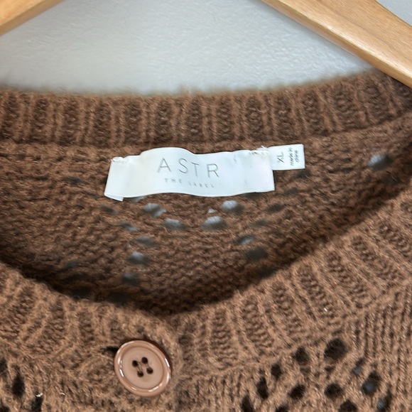 ASTR the‎ Label Pointelle Chunky Knit Cardigan Sweater Size XL Brown - Picture 3 of 7